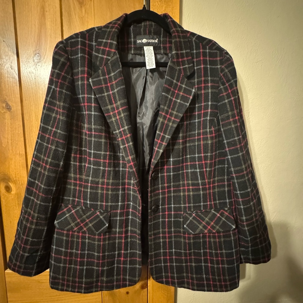 Vintage Sag Harbor Red and Black Plaid Wool Blazer